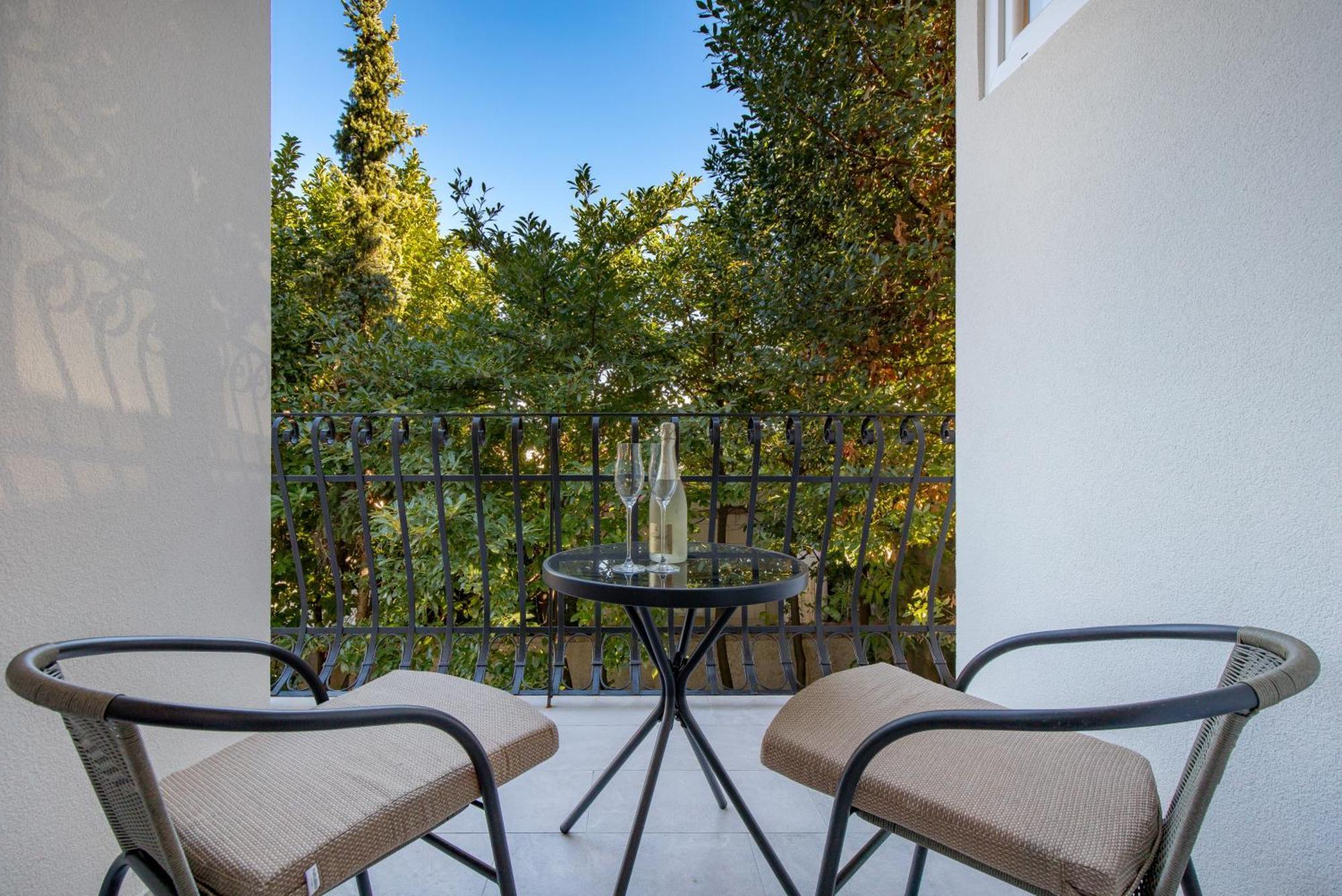 Brand New Apartments Villa Tereza Icici, 100M From The Beach Exterior photo